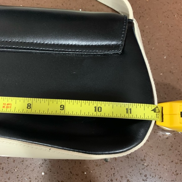 Tiffany & Fred Black and Cream Shoulder Bag - Picture 7 of 7